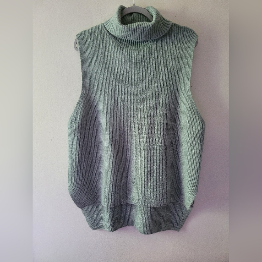 Big Water Blue Sky Green Ribbed Knit Sleeveless Mock Turtleneci Sweater Vest